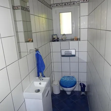 Διαμέρισμα Am Keschtewaeldele By Interhome *